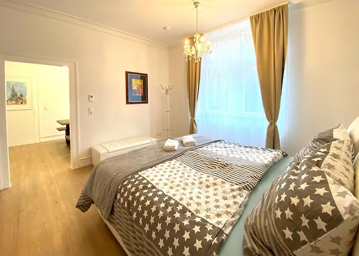 Quiet & Park View - Mitte Appartement Ulm